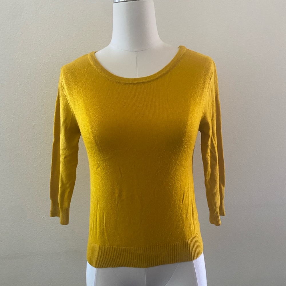 Ye Mak Mustard Yellow Fitted Retro Sweater